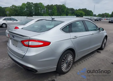 2013 Ford Fusion Titanium z USA, uszkodzony, nr VIN 3FA6P0D95DR120743